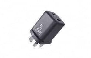 JOYROOM JR-TO1 45W charger black UK Type-G